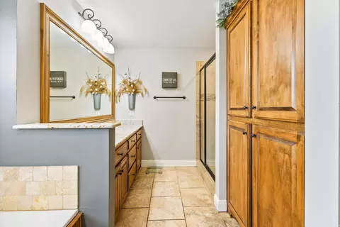 Entry Way - 3024 Dapple Gray Rd, Benton, AR 72015 photo 5 of 5