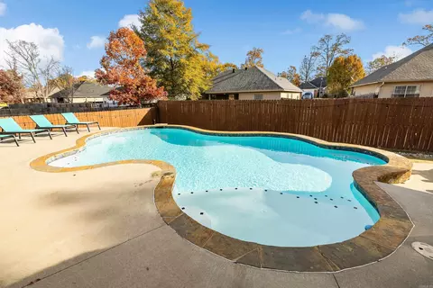 Exterior - 3024 Dapple Gray Rd, Benton, AR 72015 photo 6 of 18