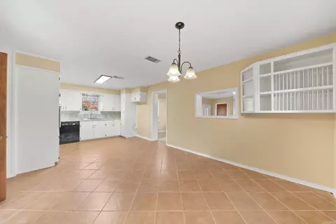 716 W Maple Ave, De Queen, AR 71832 photo 7