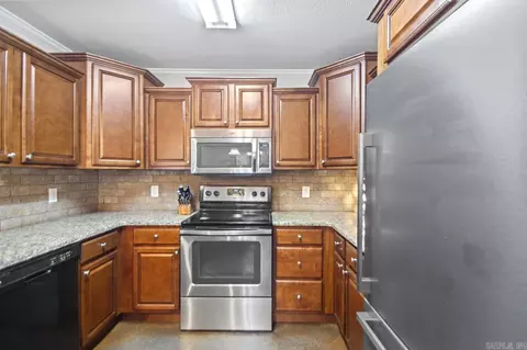 Kitchen - 5340 Wilde, Conway, AR 72034 photo 4 of 4