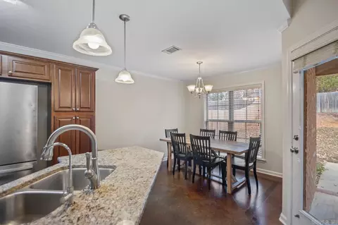 Dining - 5340 Wilde, Conway, AR 72034 photo 1 of 2