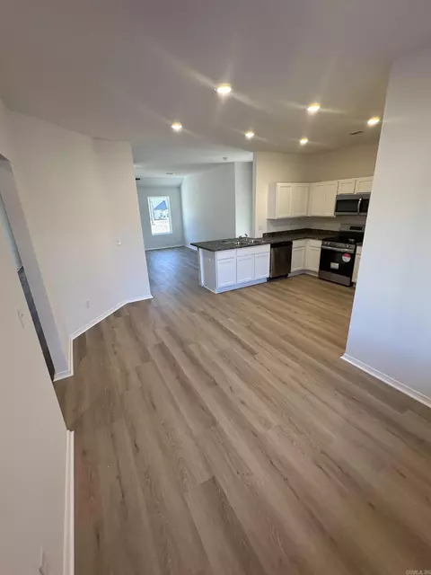 1368 Meadows Dr, Benton, AR 72019 photo 3