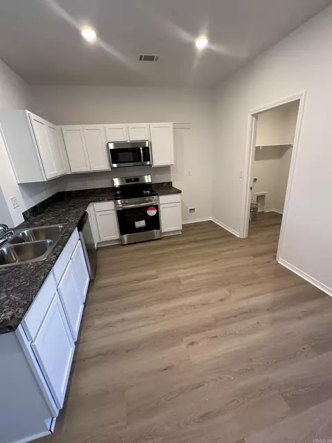 1368 Meadows Dr, Benton, AR 72019 photo 5