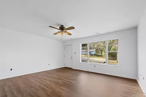 189 Pine St, Clinton, AR 72031 photo 8