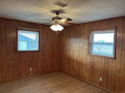 Bedroom - 69 Leonard Loop, Damascus, AR 72039 photo 3 of 5