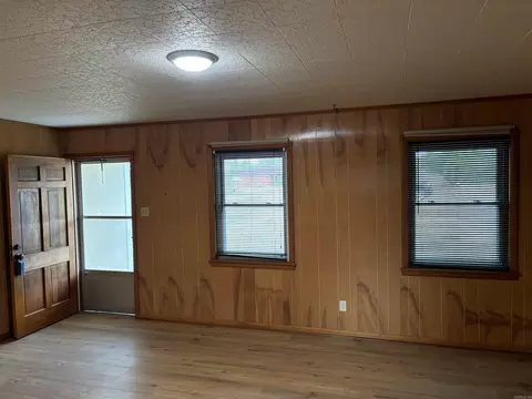 Living - 69 Leonard Loop, Damascus, AR 72039 photo 7 of 10