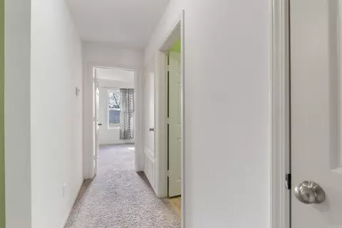 Entry Way - 2017 Milburn Dr, Benton, AR 72015 photo 3 of 3