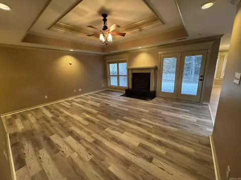 Living - 519 Derek Ct, Alexander, AR 72002 photo 1 of 6