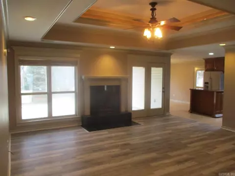 Living - 519 Derek Ct, Alexander, AR 72002 photo 3 of 6