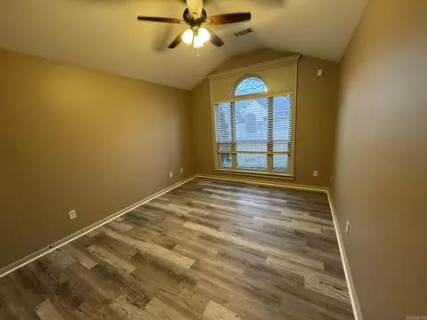 Living - 519 Derek Ct, Alexander, AR 72002 photo 6 of 6