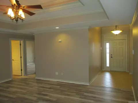Living - 519 Derek Ct, Alexander, AR 72002 photo 2 of 6
