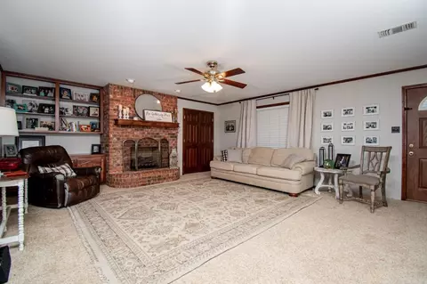 Living - 4767 Lisbon Rd, Smackover, AR 71762 photo 2 of 2