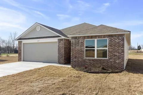 225 Baldwin Dr, Beebe, AR 72012 photo 2