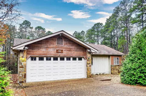 61 Asturias Dr, Hot Springs Village, AR 71909