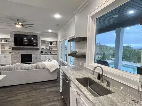 Kitchen - 9081 Stone Cyn, Alexander, AR 72002 photo 6 of 7