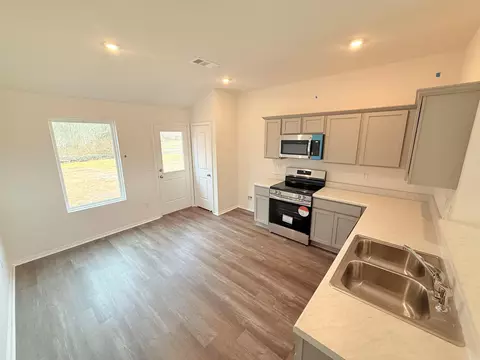 211 Baldwin Dr, Beebe, AR 72012 photo 3