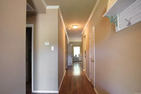 1310 Crossing Loop, Bryant, AR 72022 photo 2