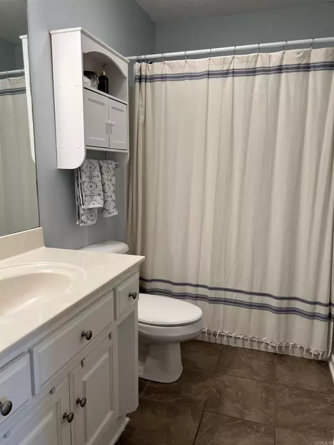 Bath - 470 Nottingham Cir, Cabot, AR 72023 photo 7 of 8