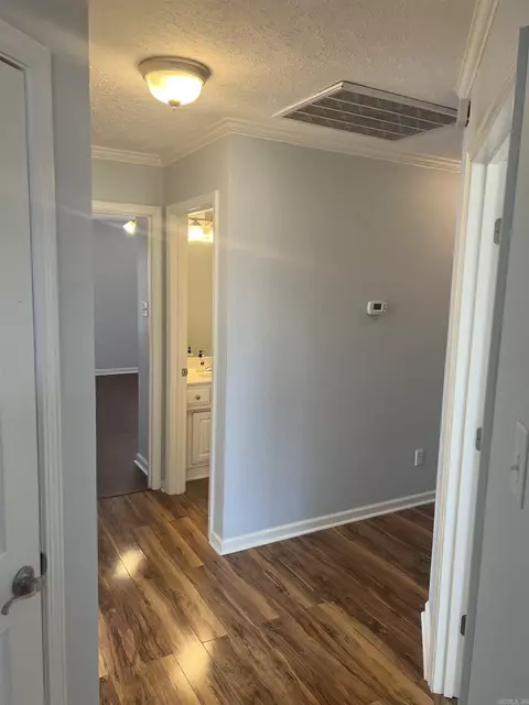 Entry Way - 470 Nottingham Cir, Cabot, AR 72023 photo 3 of 3