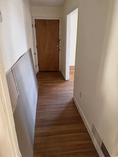 817 Ellis, Trumann, AR 72472 photo 6