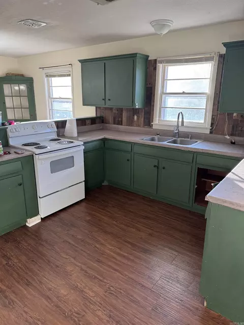 817 Ellis, Trumann, AR 72472 photo 18