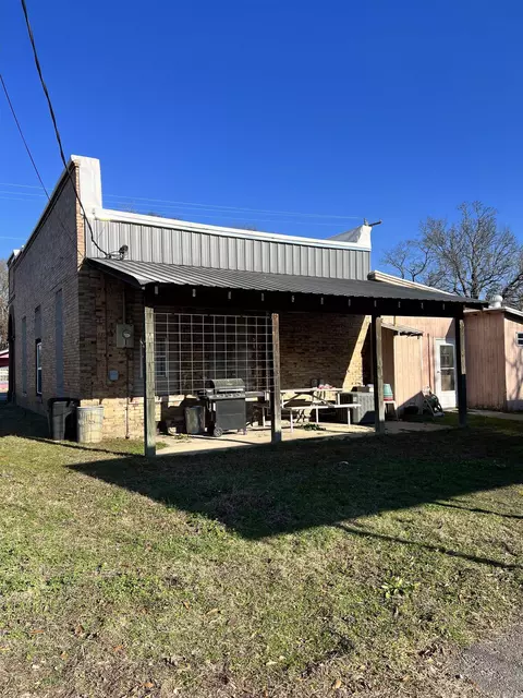101 E 9th, Leola, AR 72084 photo 4