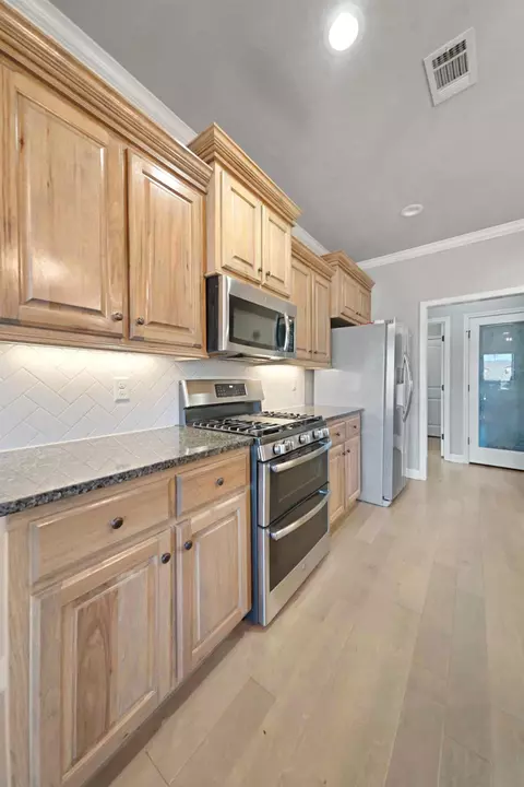 Kitchen - 165 Hudson Branch Dr, Austin, AR 72007 photo 5 of 7
