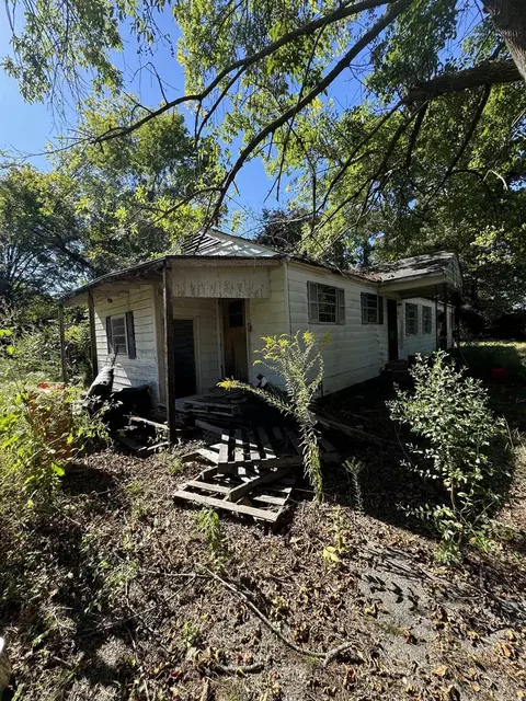 109 S Olive, Altheimer, AR 72004 photo 5