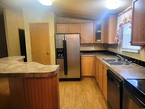 6530 Forrest Oak, Pine Bluff, AR 71603 photo 4