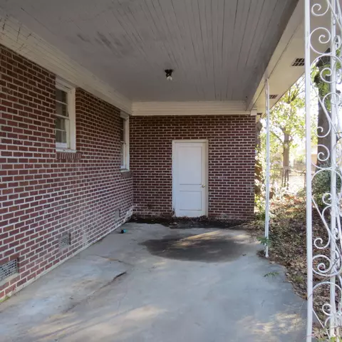 Exterior - 1810 W 32, Pine Bluff, AR 71603 photo 2 of 4