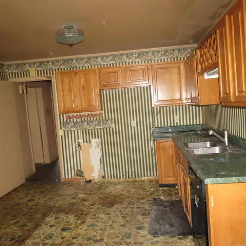 Kitchen - 1810 W 32, Pine Bluff, AR 71603 photo 2 of 2