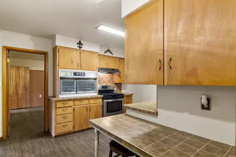 Kitchen - 412 Elm St, Augusta, AR 72006 photo 1 of 4