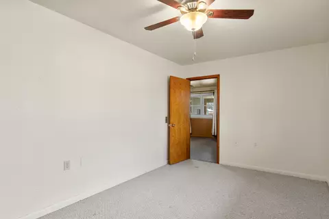 Bedroom - 412 Elm St, Augusta, AR 72006 photo 11 of 11