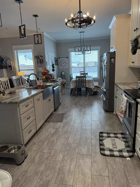 Kitchen - 25 Bea St, Cabot, AR 72023 photo 2 of 2