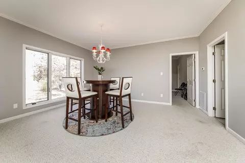 Dining - 1145 Davidson Cir, Edgemont, AR 72044 photo 3 of 3