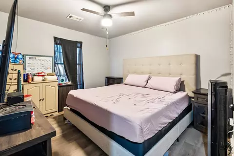 Bedroom - 6505 Rolla Rd, Benton, AR 72019 photo 1 of 2