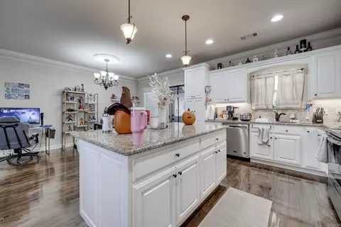 Kitchen - 36 Timber Ln, Austin, AR 72007 photo 2 of 3