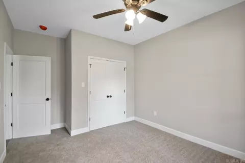 910 Thelma, Benton, AR 72015 photo 19