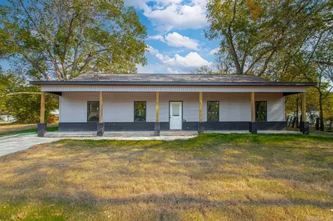 910 Thelma, Benton, AR 72015 photo 1