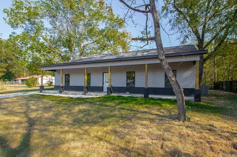 910 Thelma, Benton, AR 72015 photo 3