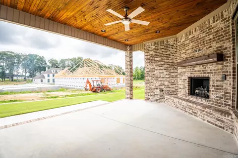 1640 Dolphin Dr, Conway, AR 72034 photo 38