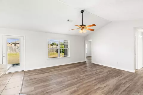 Living - 42 Bryson Dr, Ward, AR 72176 photo 5 of 5