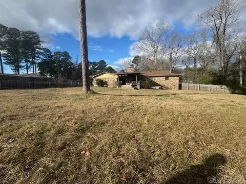 1711 Harmon Dr, Benton, AR 72015 photo 2