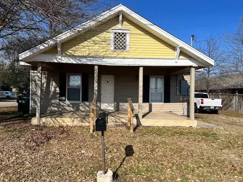 1420 Robins, Conway, AR 72034 photo 1