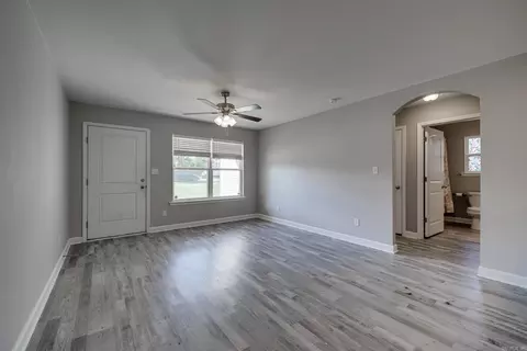 174 Grace Cir, Lonoke, AR 72086 photo 9