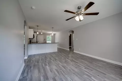 174 Grace Cir, Lonoke, AR 72086 photo 7