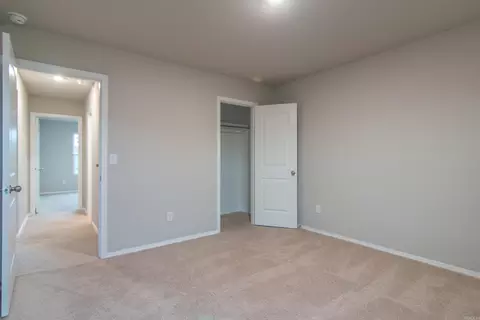 Bedroom - 1302 Springvine Dr, Searcy, AR 72143 photo 2 of 6