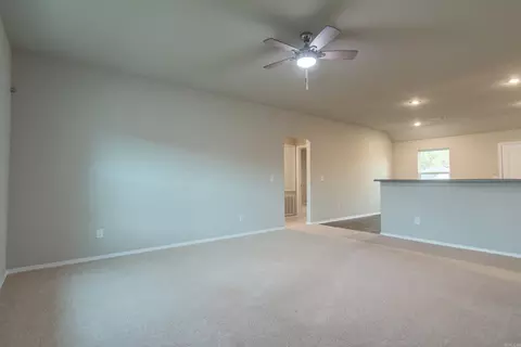 Living - 1302 Springvine Dr, Searcy, AR 72143 photo 1 of 2