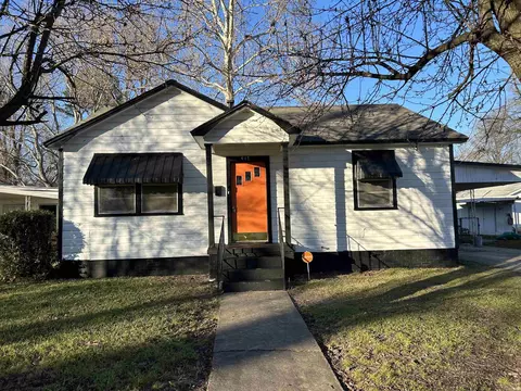 417 Park Pl, Pine Bluff, AR 71603 photo 1