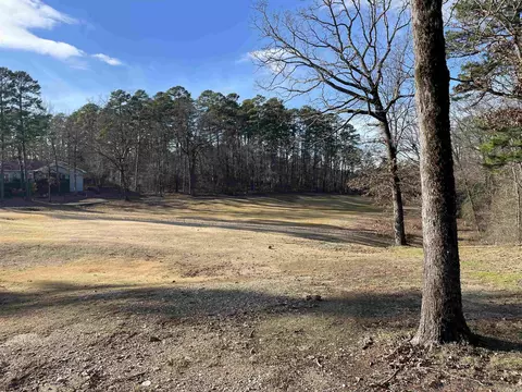 29 Finca Pl, Hot Springs Village, AR 71909